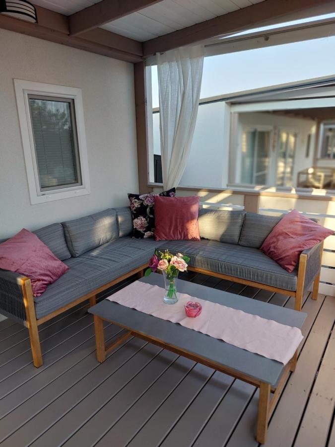 Mobile Home Whit Sea View Lavojesa Драге Екстериор снимка
