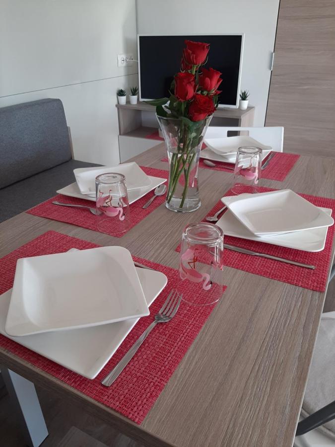 Mobile Home Whit Sea View Lavojesa Драге Екстериор снимка